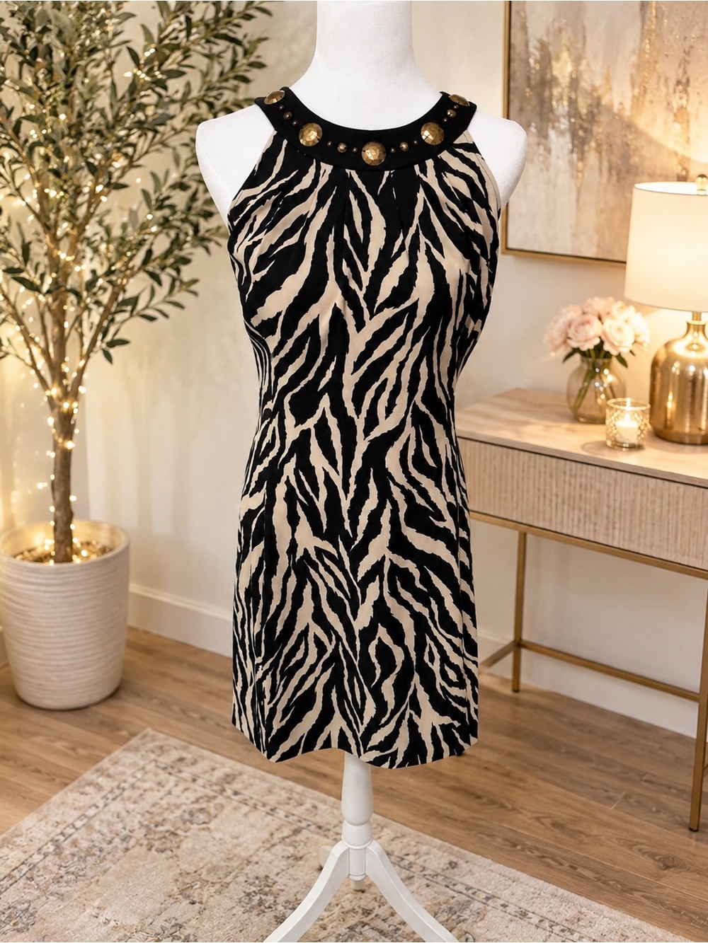 Jessica Howard Black and Beige Zebra-Print Mini Dress with Studded Collar